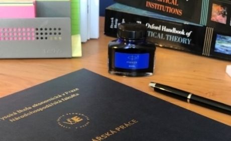 Informace k odevzdání diplomových a bakalářských prací za LS 2024/2025